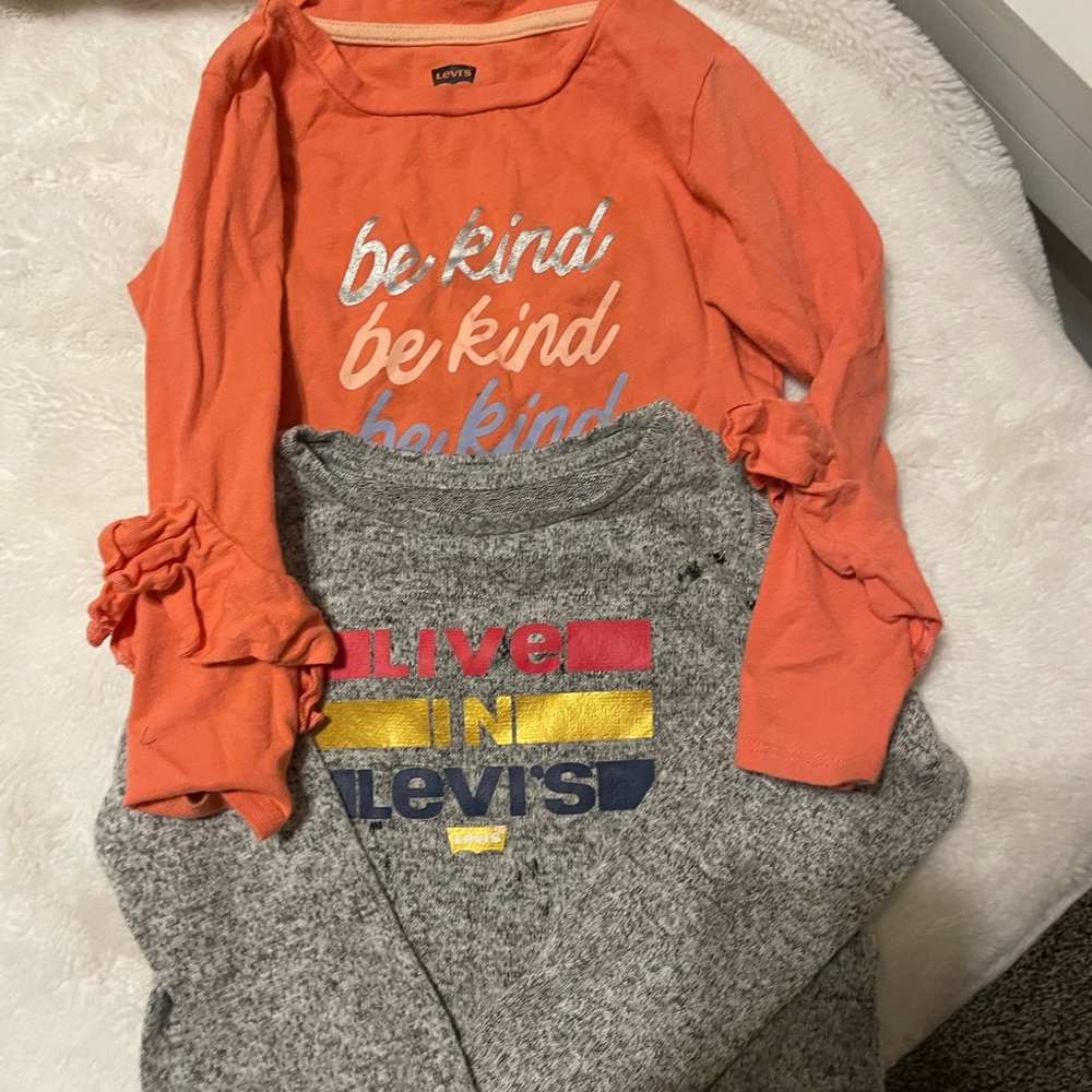Levi’s long sleeve shirts